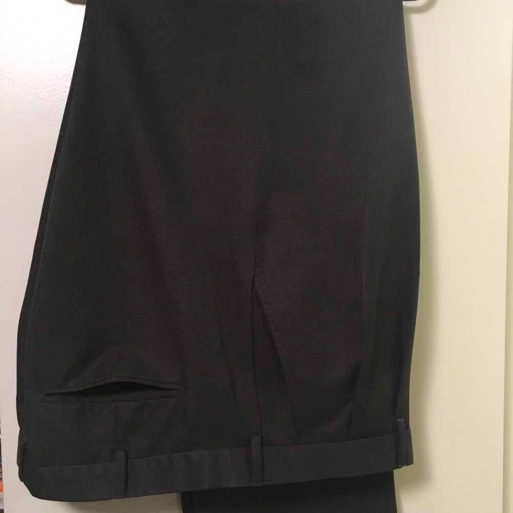 Van Heusen Charcoal Gray Dress Pants 42x34